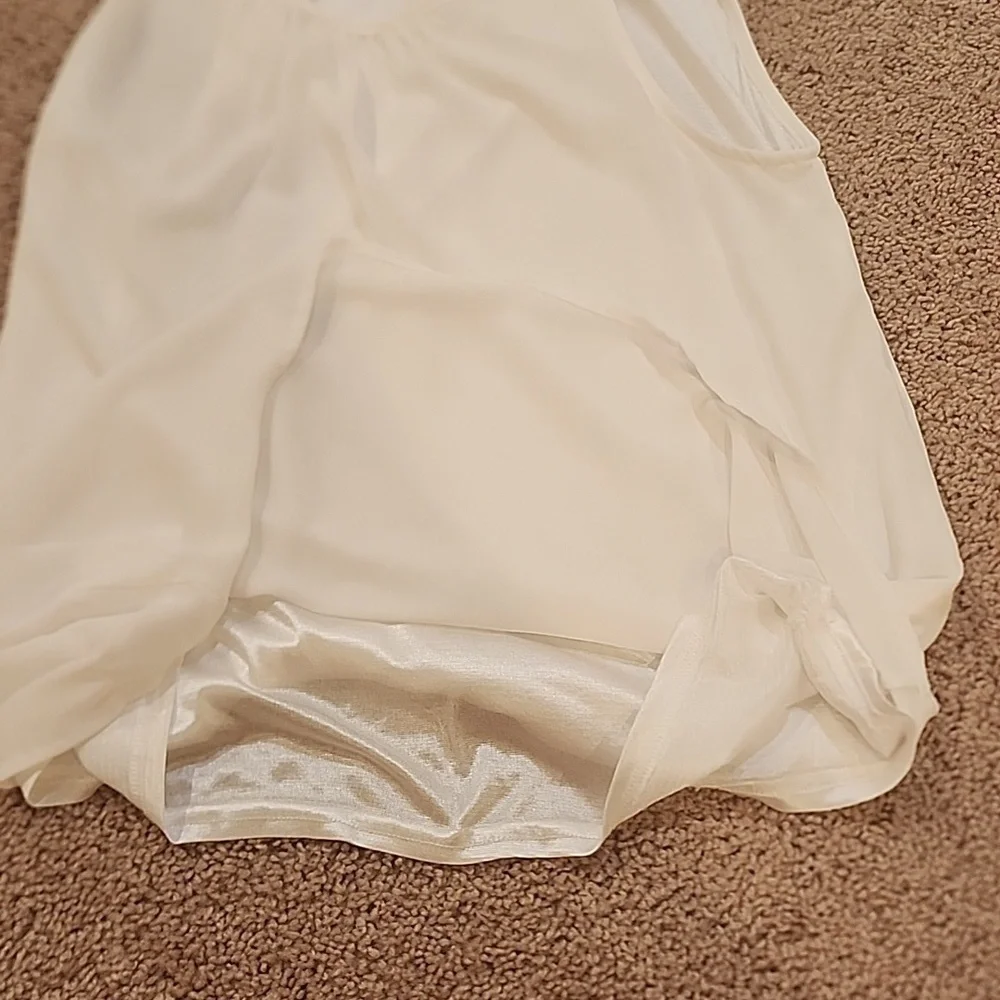 Beyove top. Size M - Picture 10 of 10